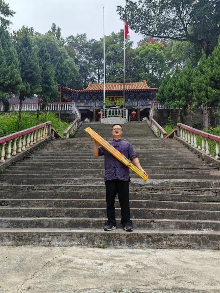 廖良茂最新動態(tài)揭秘，自媒體視角下的深度觀察與探討，廖良茂最新動態(tài)深度觀察與揭秘，自媒體視角的探討