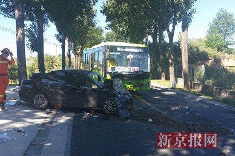 北京高速車禍新聞最新，事故現(xiàn)場直擊與深度解析，北京高速車禍最新報道，現(xiàn)場直擊與深度解析